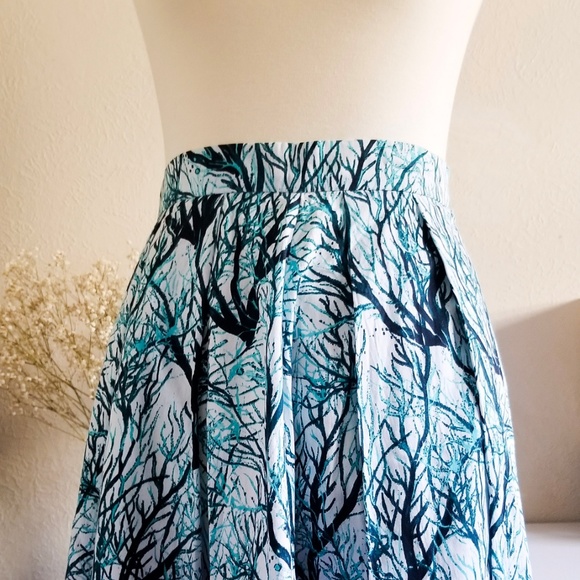 French Connection Sea Fern Flared Poplin Skirt - Picture 3 of 3